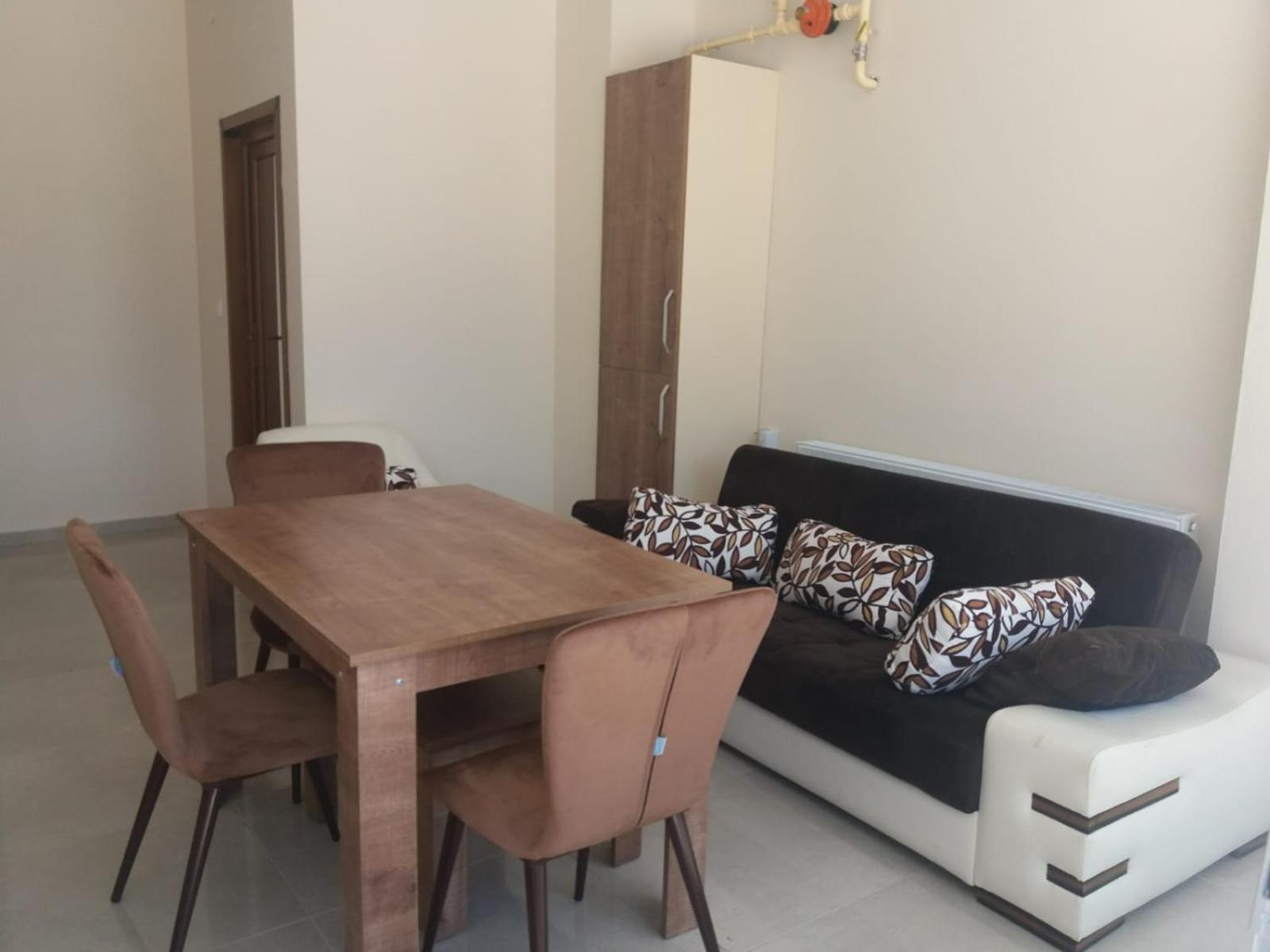 Zseven Butik Otel Ерзинджан Екстериор снимка