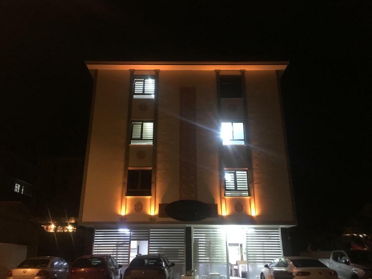Zseven Butik Otel Ерзинджан Екстериор снимка