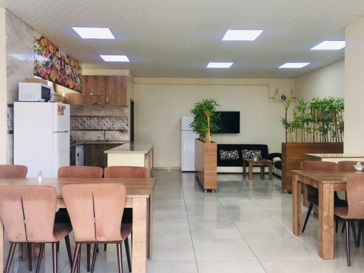 Zseven Butik Otel Ерзинджан Екстериор снимка